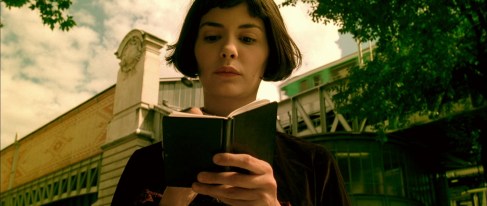 Il primo nome che mi viene in mente nel guardarla è Amelie dal favoloso mondo di Amelie 1